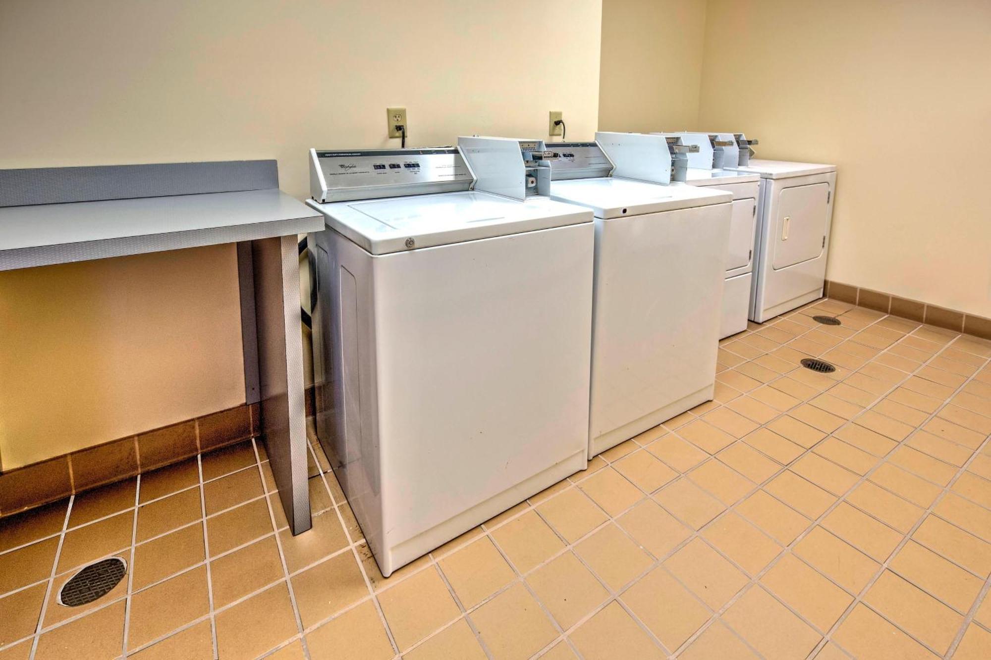 Fairfield Inn & Suites Memphis Олив Бранч Екстериор снимка